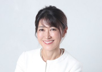 江東区議会議員　鈴木 綾子